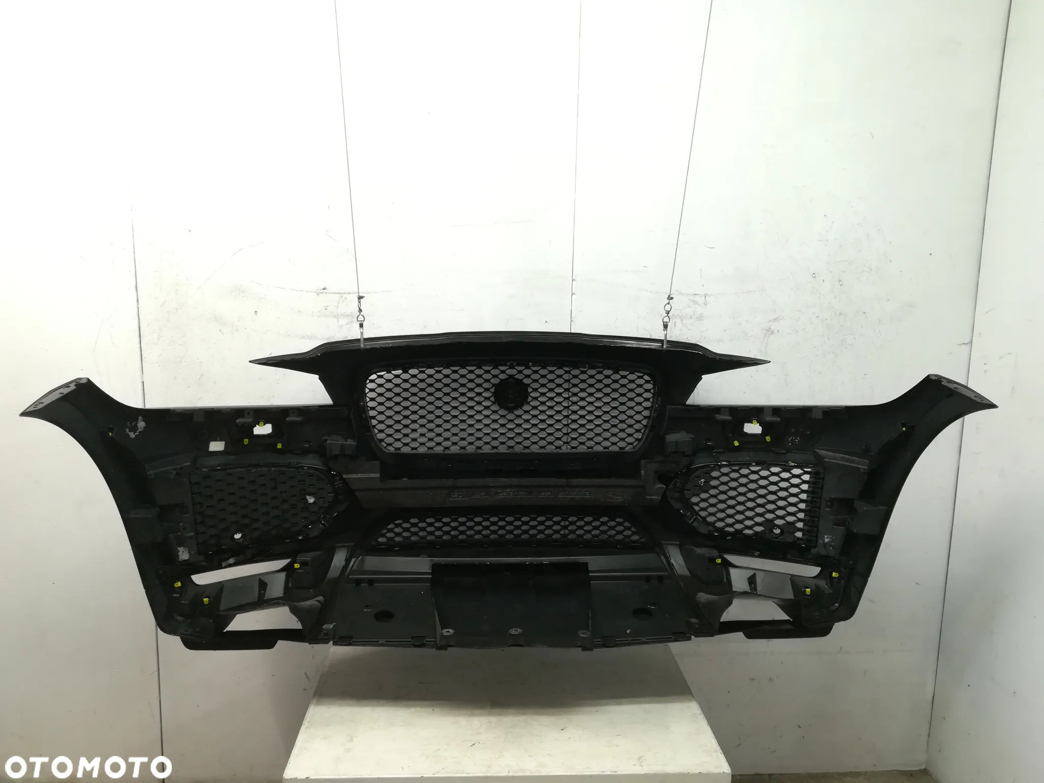 Jaguar F-Pace S X761 zderzak przedni przód 4xPDC - 4