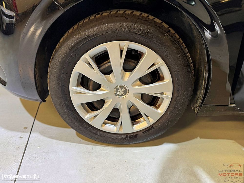 Peugeot 208 1.2 PureTech Style - 12