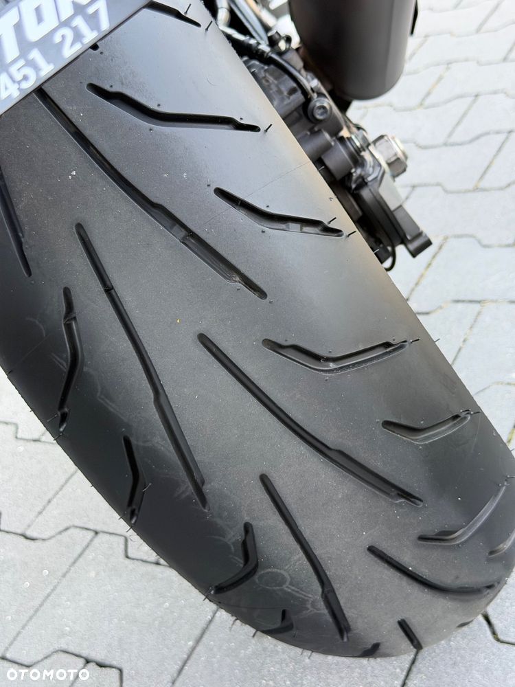 Yamaha MT - 11