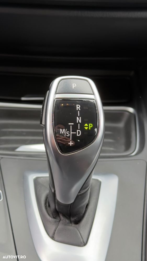 BMW Seria 3 320d xDrive Sport-Aut. Modern Line - 20