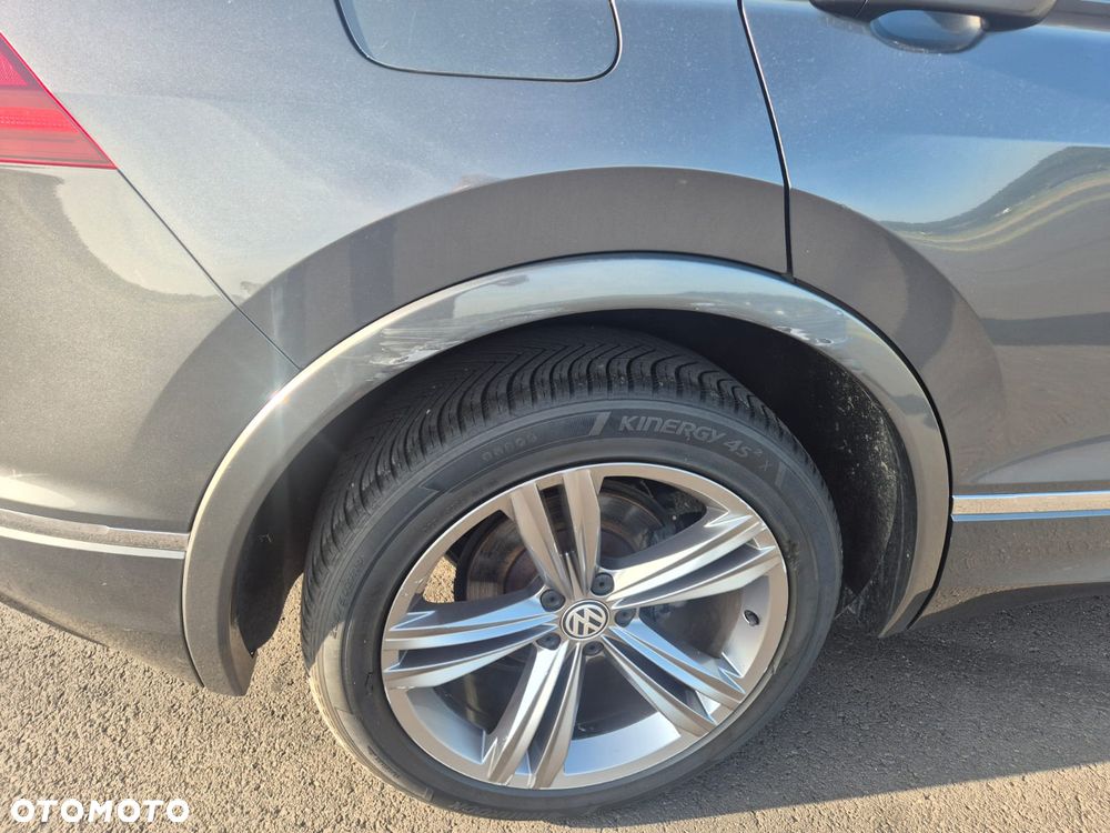 Volkswagen Tiguan 2.0 TDI SCR DSG R-Line - 16