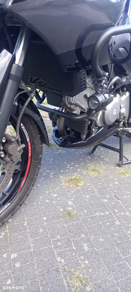 Suzuki V-STROM - 7