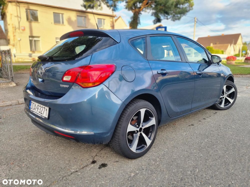 Opel Astra 1.4 Turbo Design Edition - 5
