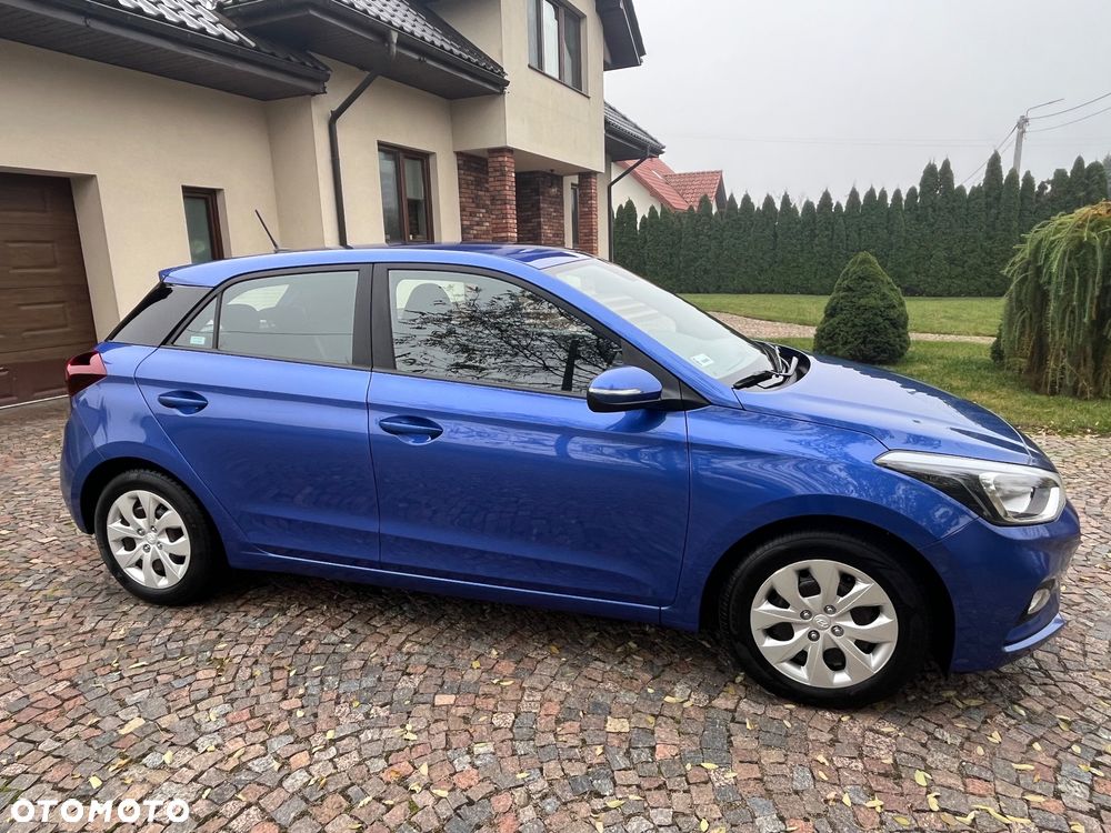 Hyundai i20 1.2 Comfort - 11