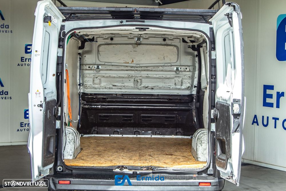 Renault Trafic 1.6 dCi L2H1 1.2T - 8