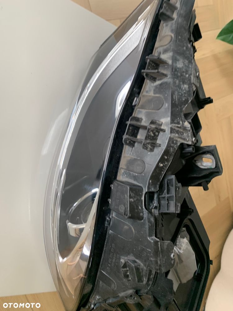 Lampa prawy przód Mercedes GLA X156 A1569061800 Bixenon - 13
