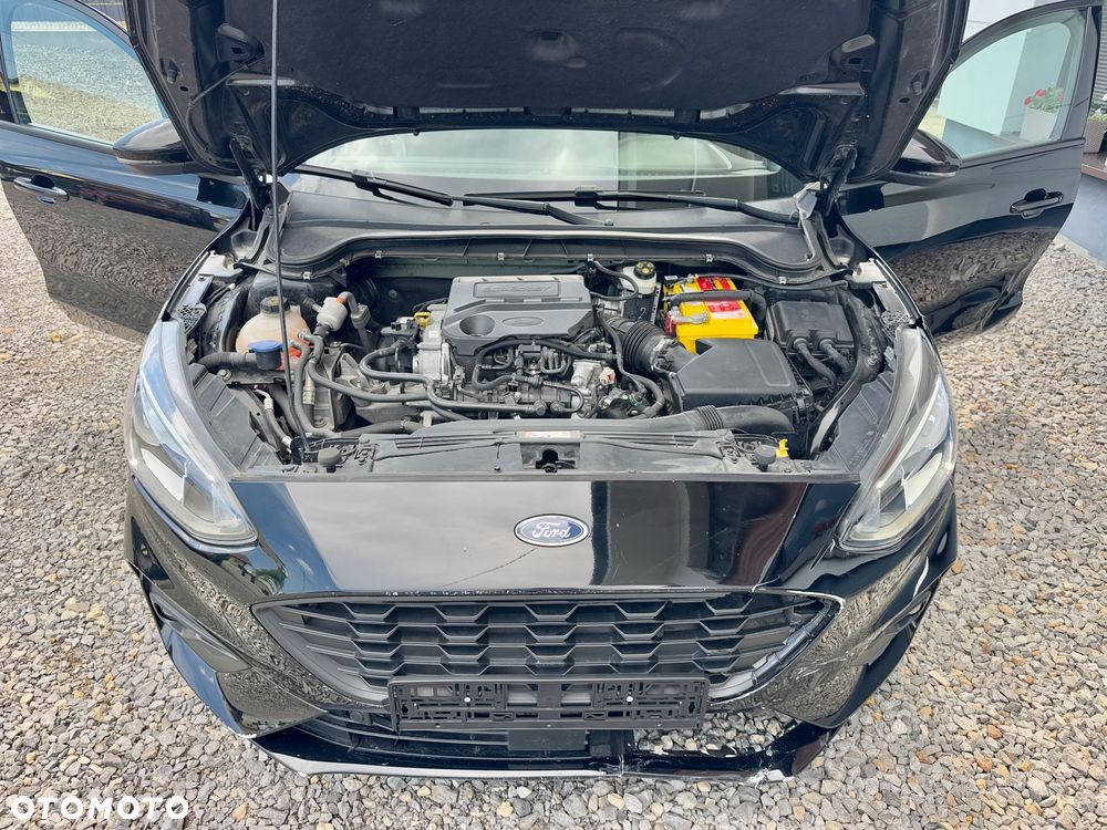 Ford Focus - 32