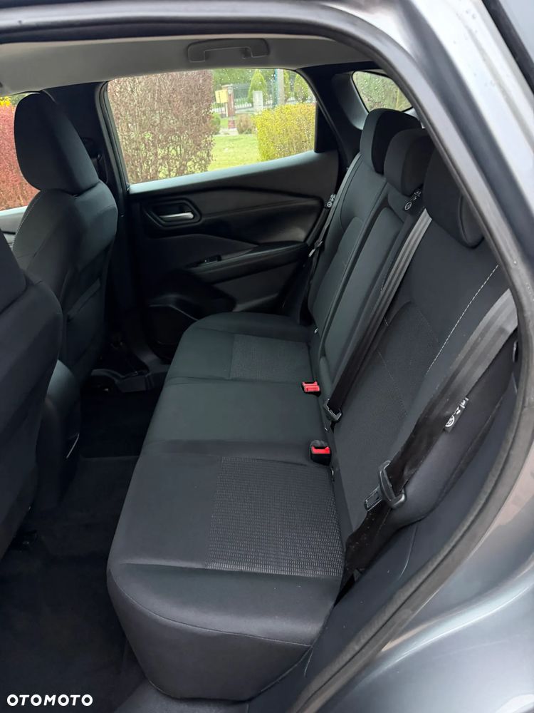 Nissan Qashqai 1.3 DIG-T MHEV N-Connecta Xtronic - 9
