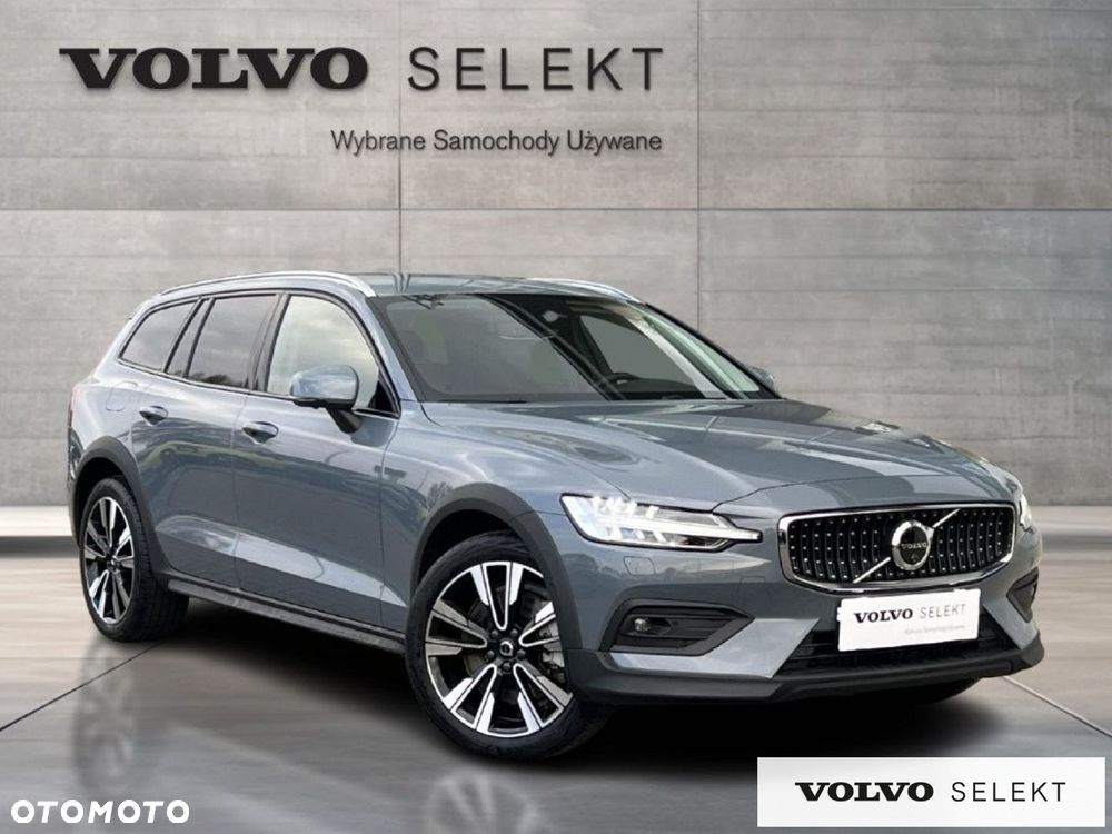 Volvo V60 Cross Country - 5