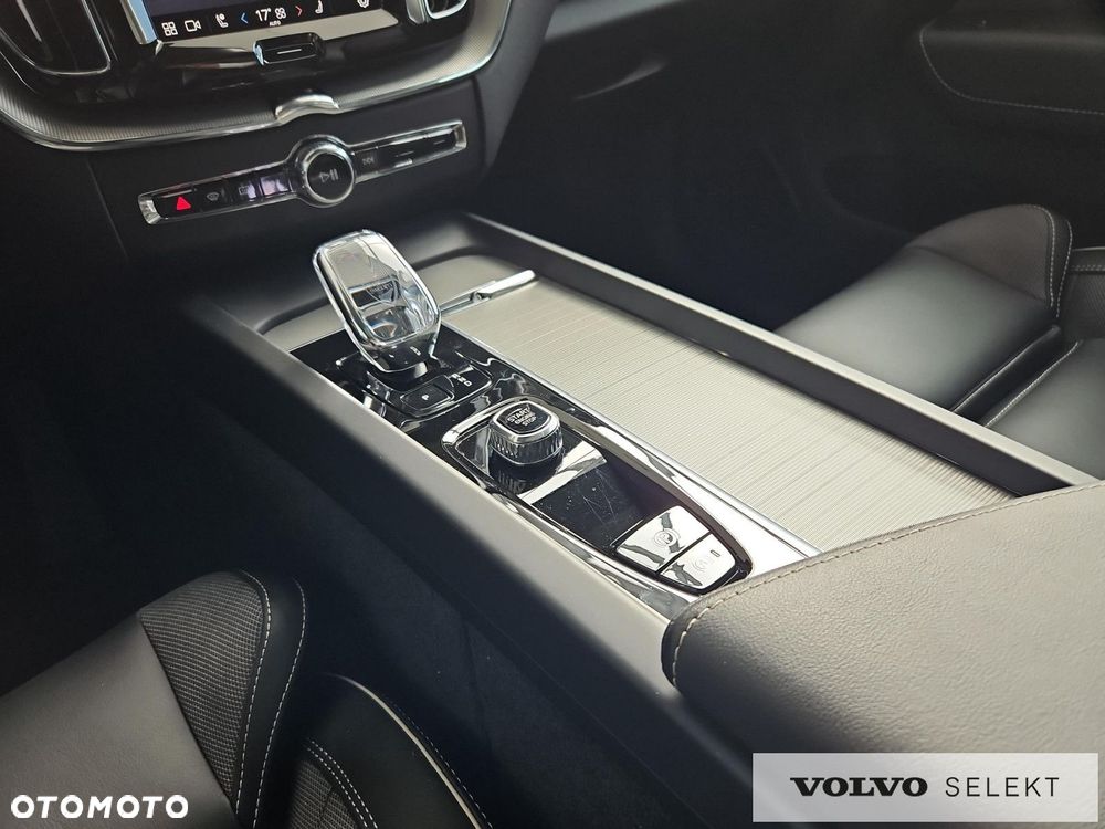 Volvo XC 60 - 28