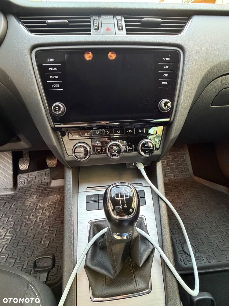 Skoda Octavia 1.6 TDI Ambition - 15