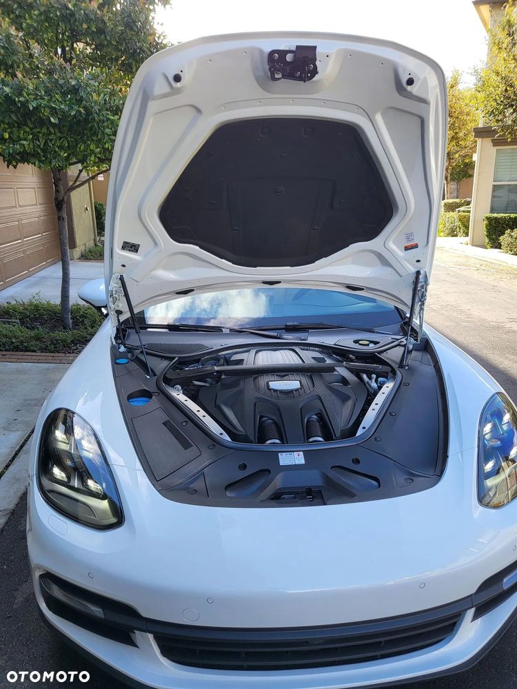 Porsche Panamera 4S - 20