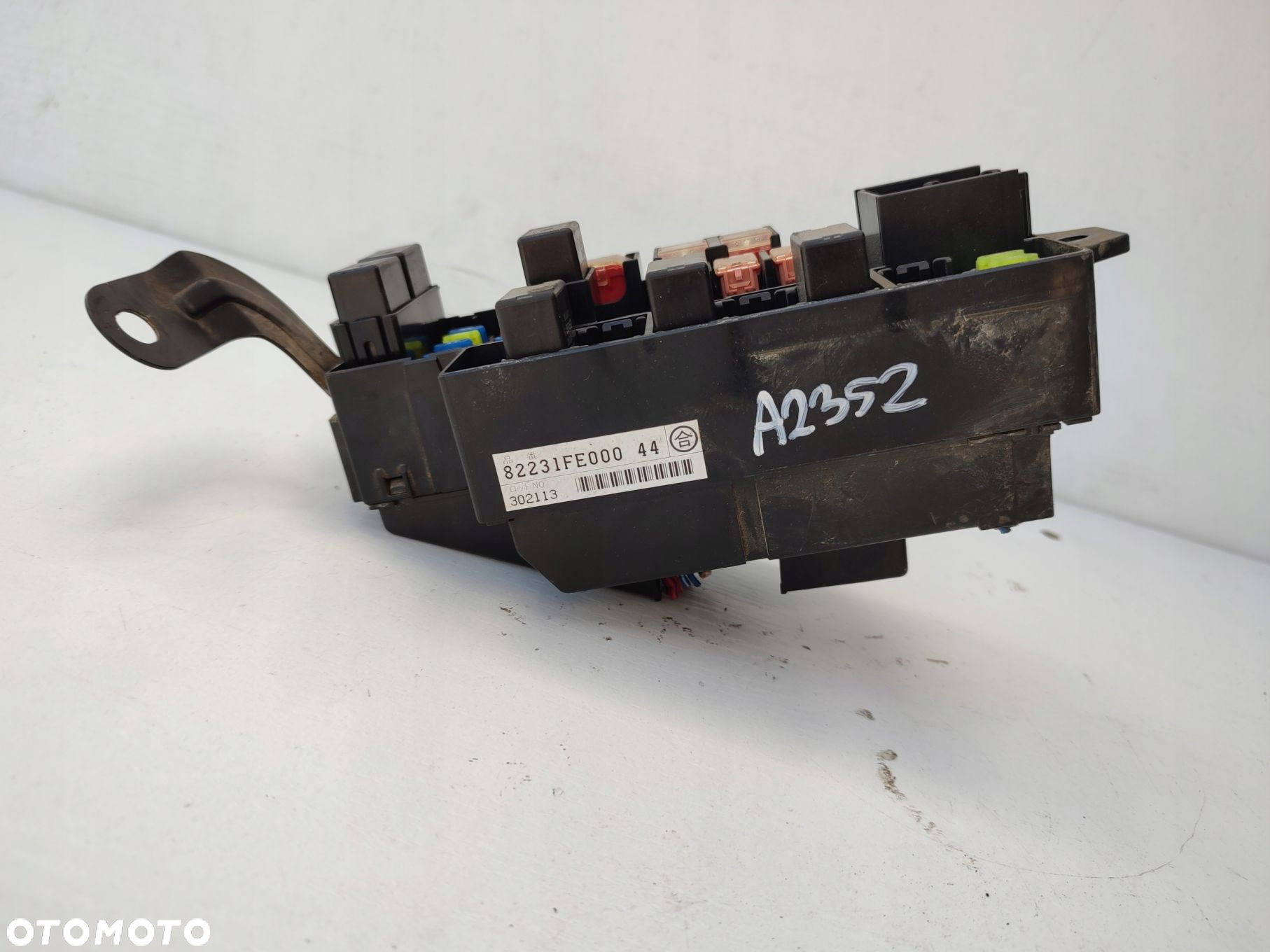 Skrzynka bezpieczników SUBARU IMPREZA II LIFT GD 2.0B 03-06 82231FE000 - 3