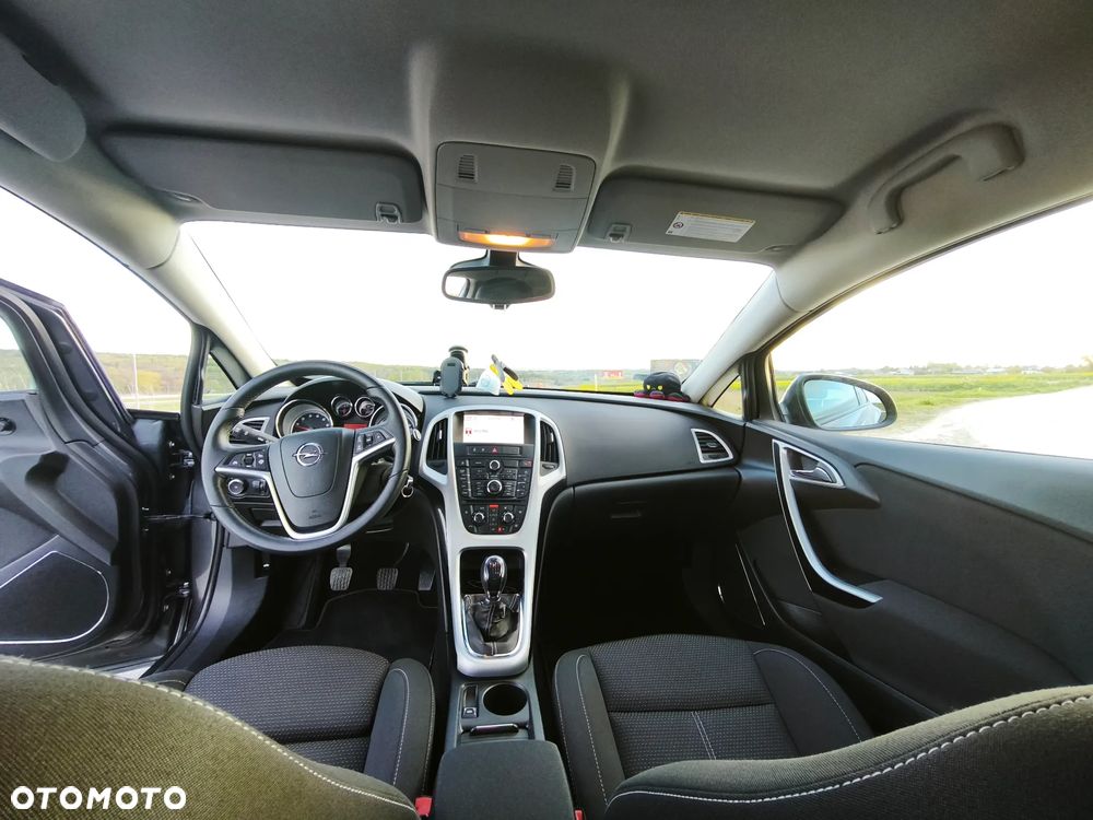Opel Astra 1.4 Turbo - 9