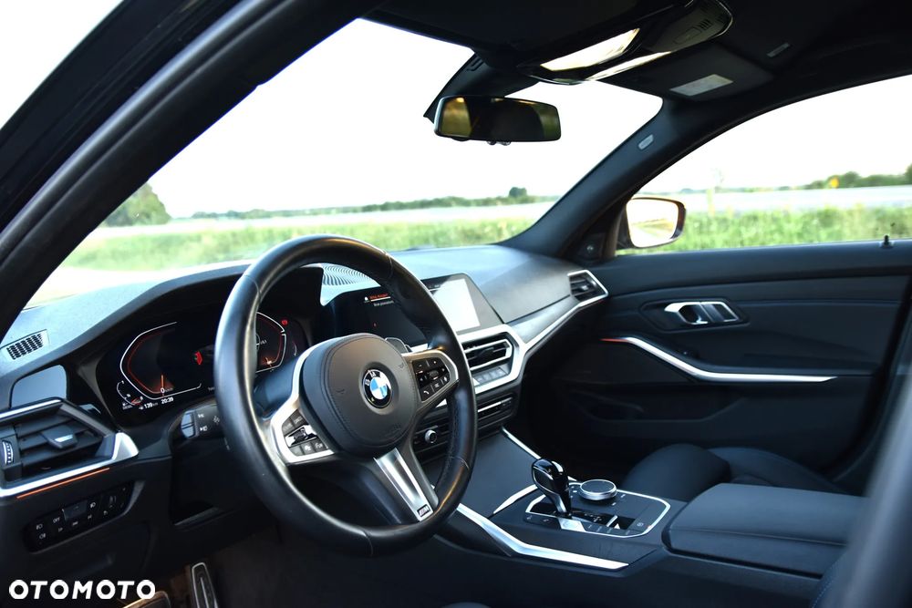 BMW Seria 3 320d mHEV M Sport - 8