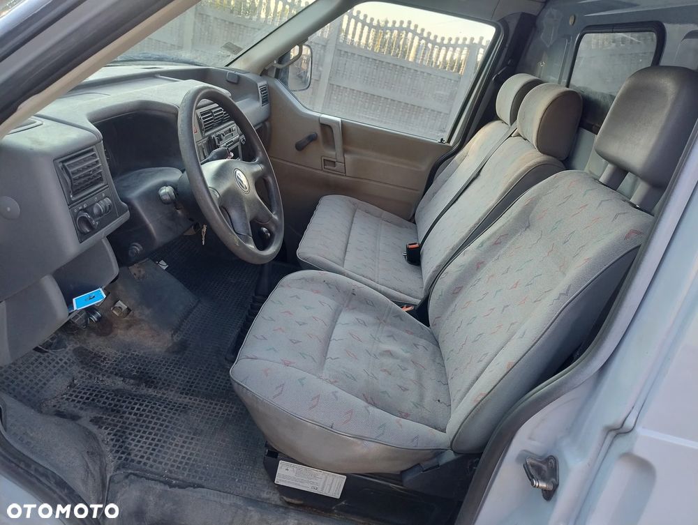 Volkswagen Transporter T4 - 5