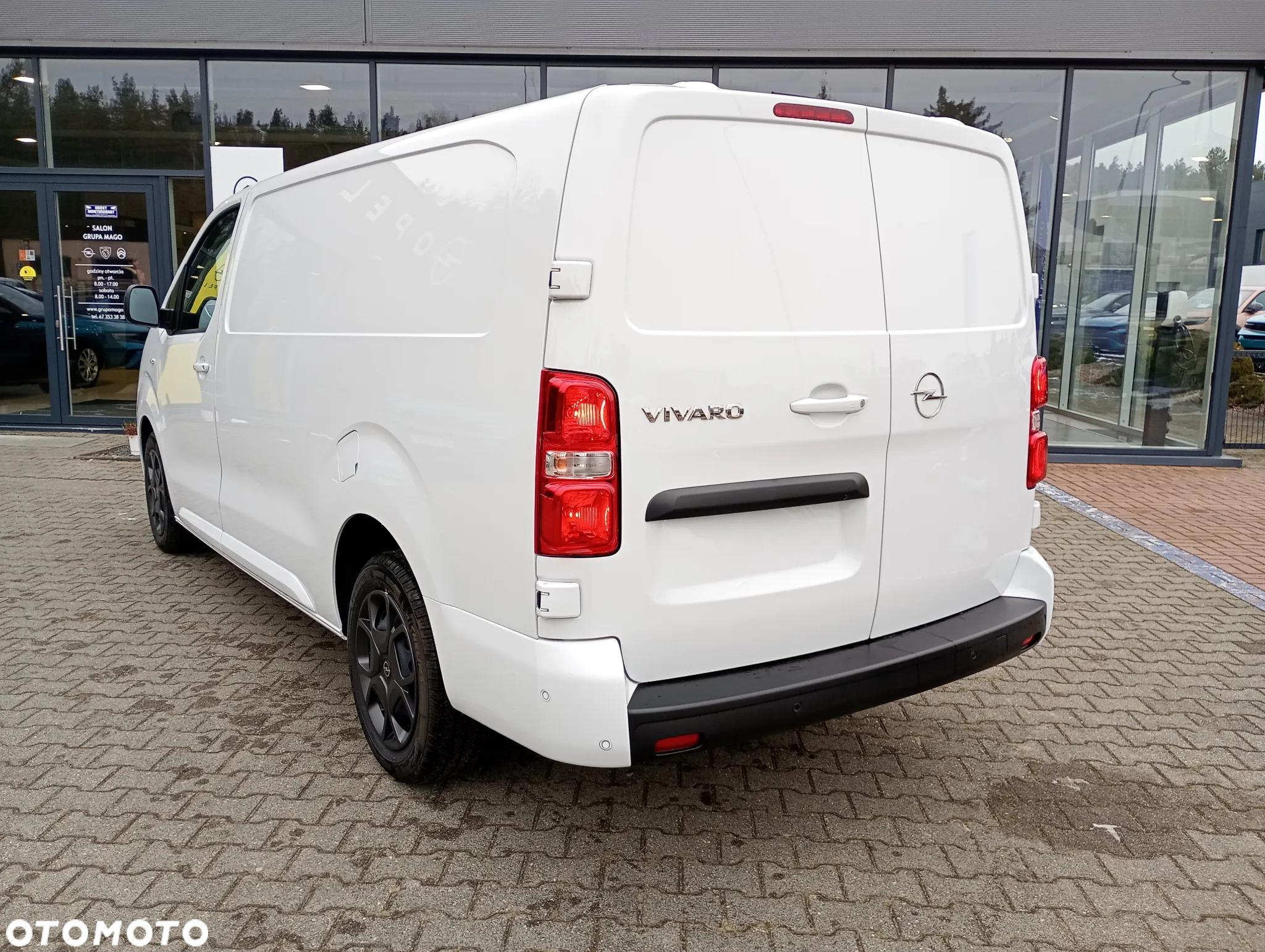Opel Vivaro - 8