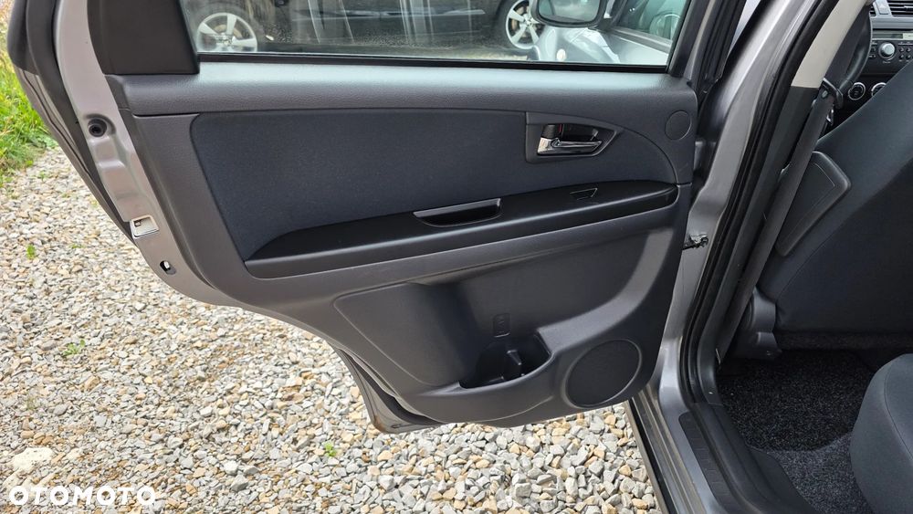 Fiat Sedici 1.6 16V 4x4 Luxury - 19