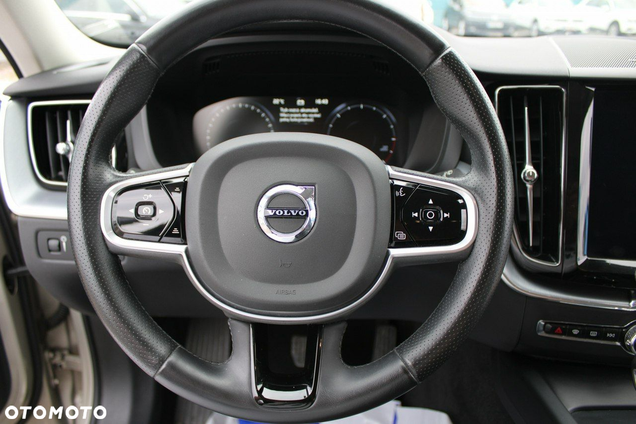 Volvo XC 60 - 22