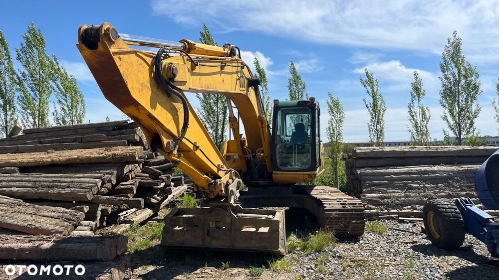 JCB Js 220 - 2