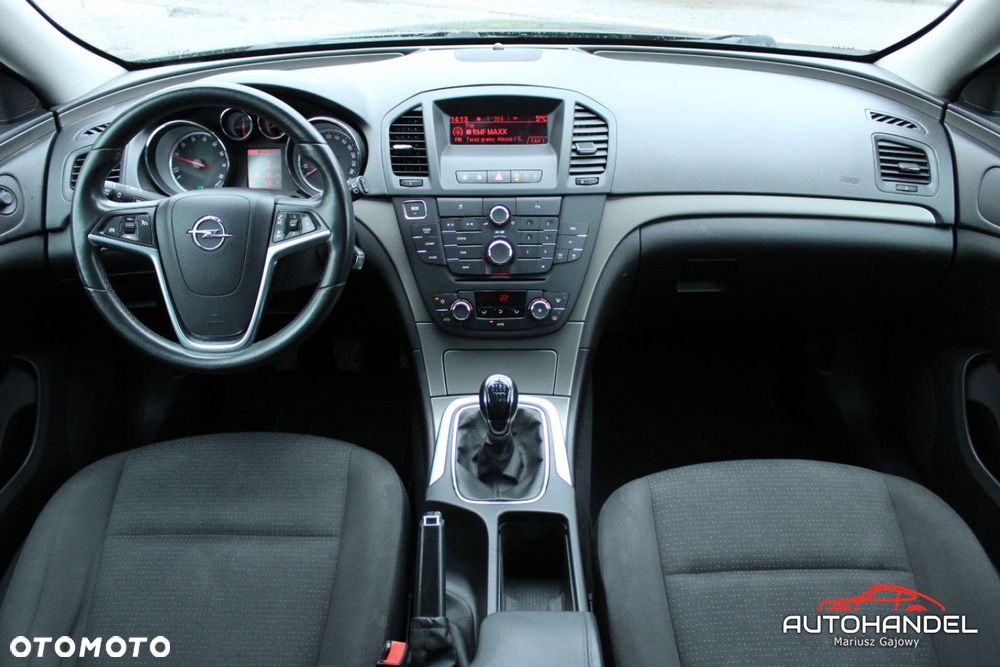 Opel Insignia - 8