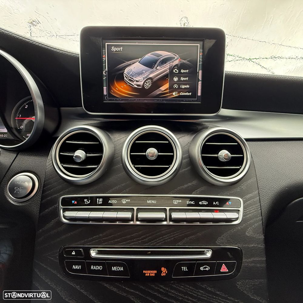 Mercedes-Benz GLC 220 d 4Matic 9G-TRONIC AMG Line - 40