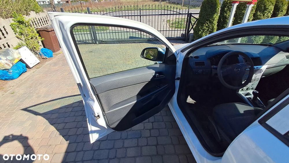 Opel Astra 1.7 CDTI - 23