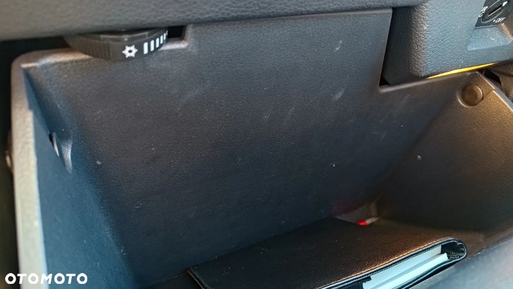 Volkswagen Caddy 2.0 (7-Si.) Maxi Family - 19