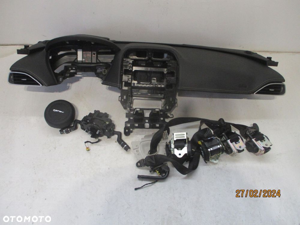 Konsola pulpit deska JAGUAR FPACE F PACE HEADUP HEAD UP - 1
