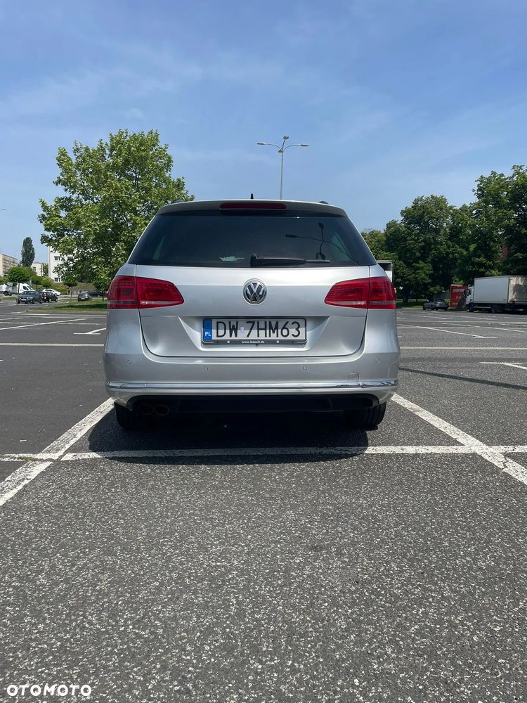Volkswagen Passat 2.0 TDI Comfortline - 9