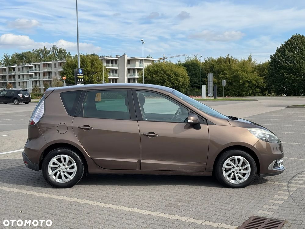 Renault Scenic 1.5dCi TomTom Edition EDC - 7