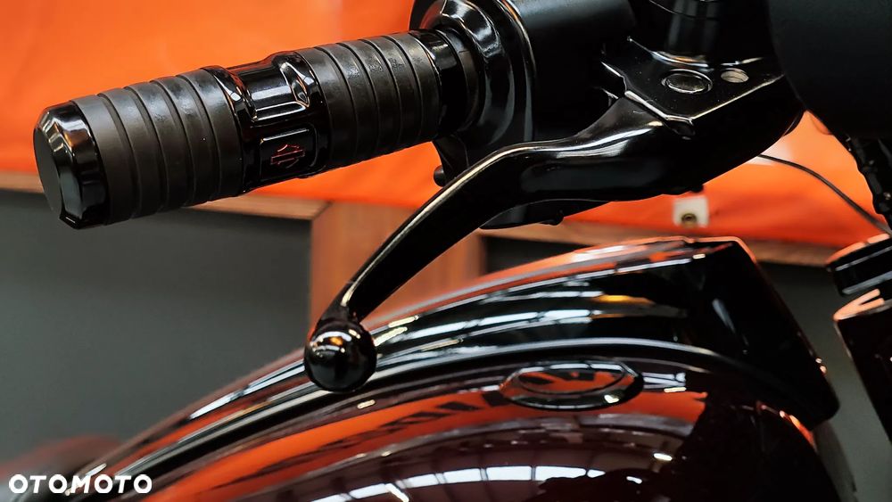 Harley-Davidson CVO Street Glide - 27