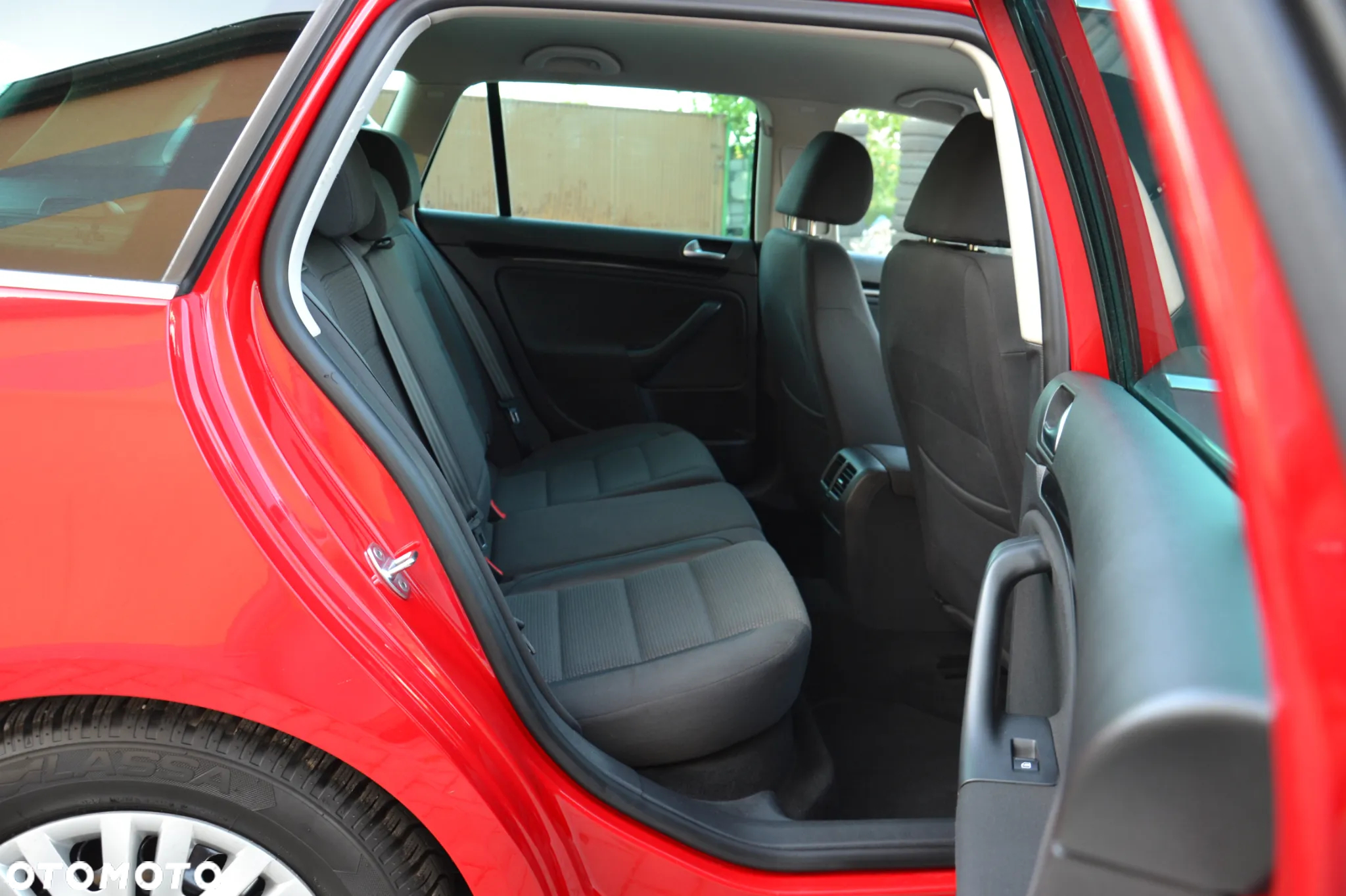 Volkswagen Golf 1.2 TSI BlueMotion Technology Comfortline - 8