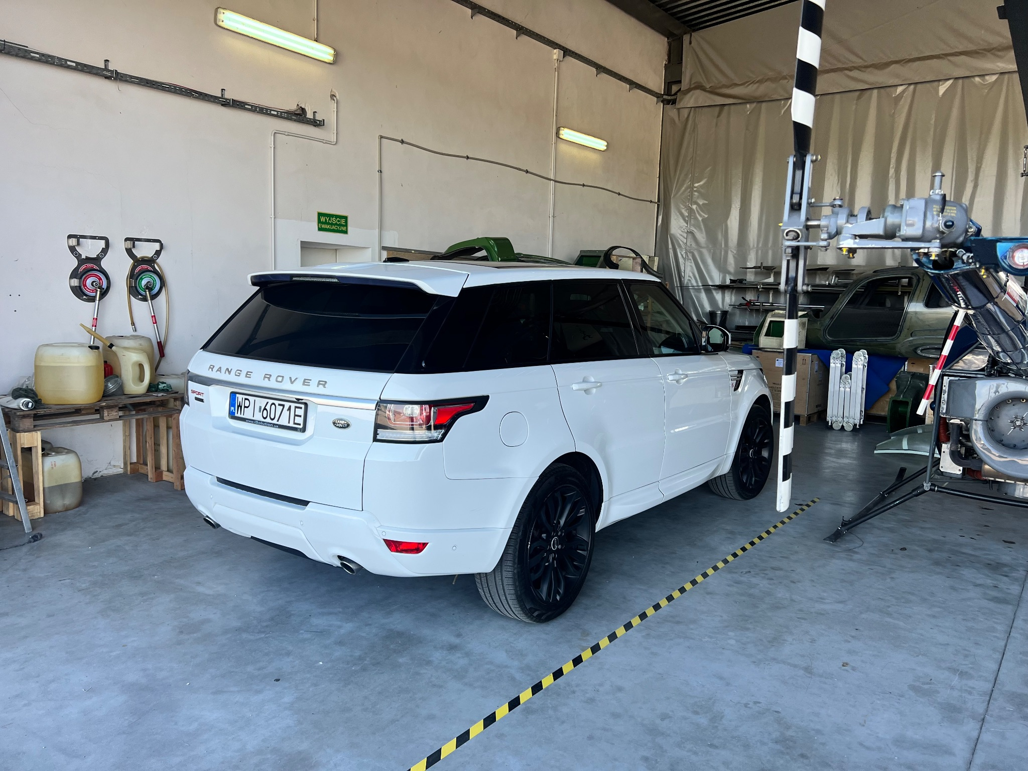 Land Rover Range Rover Sport - 24