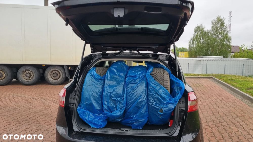 Ford Kuga 2.0 TDCi 4x4 Titanium - 6