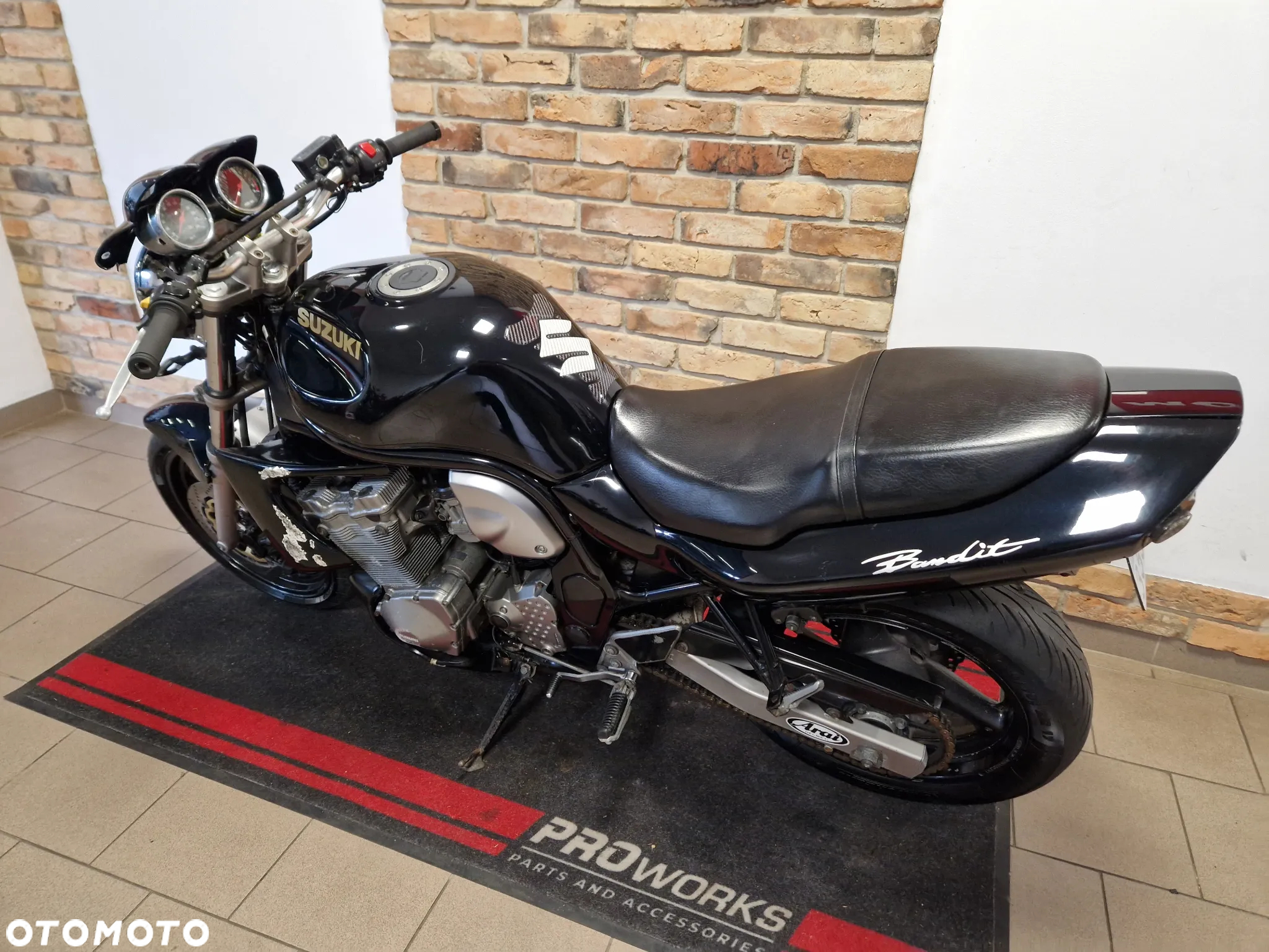 Suzuki Bandit - 12