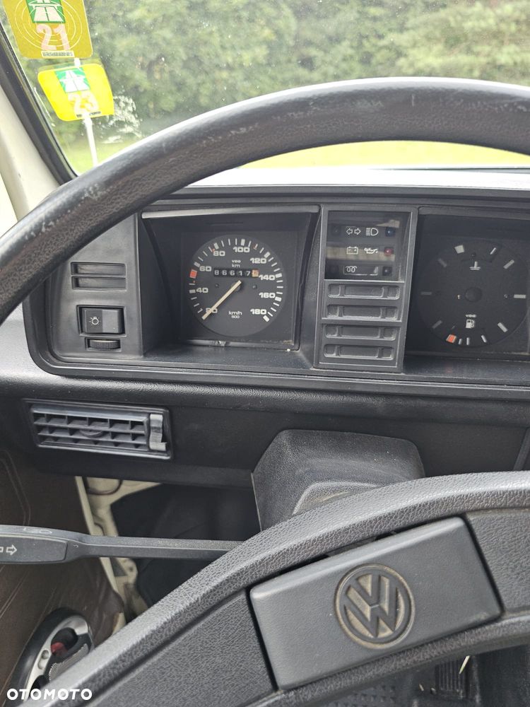 Volkswagen transporter westfalia - 11