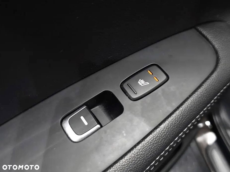 Kia Sorento - 10
