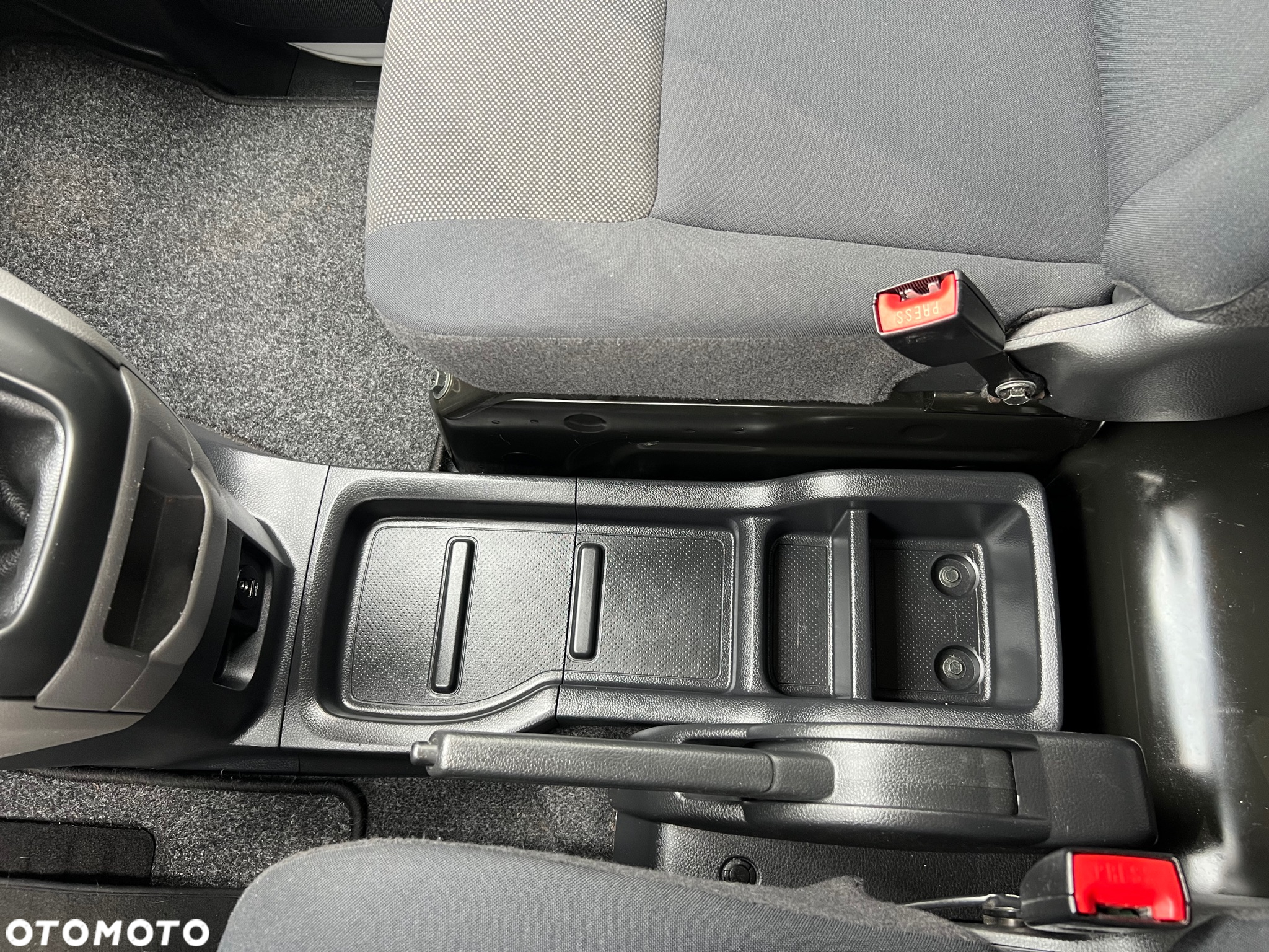 Nissan NV200 - 21