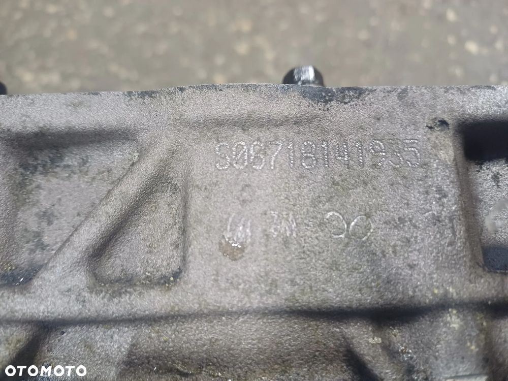 Glowica KIA CEED I 1.6CRDI 06-09R 221112A100 - 3