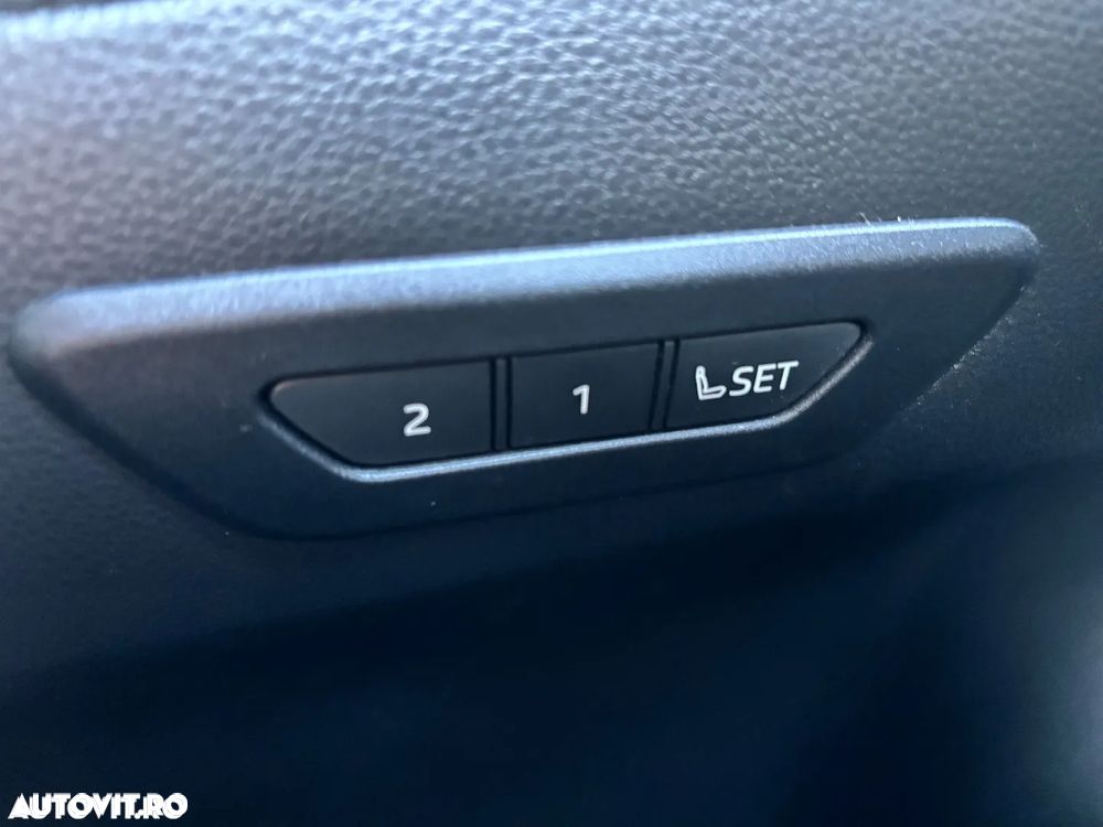 Toyota C-HR 2.0 PHEV 223 CP 4x2 CVT Exclusive - 14