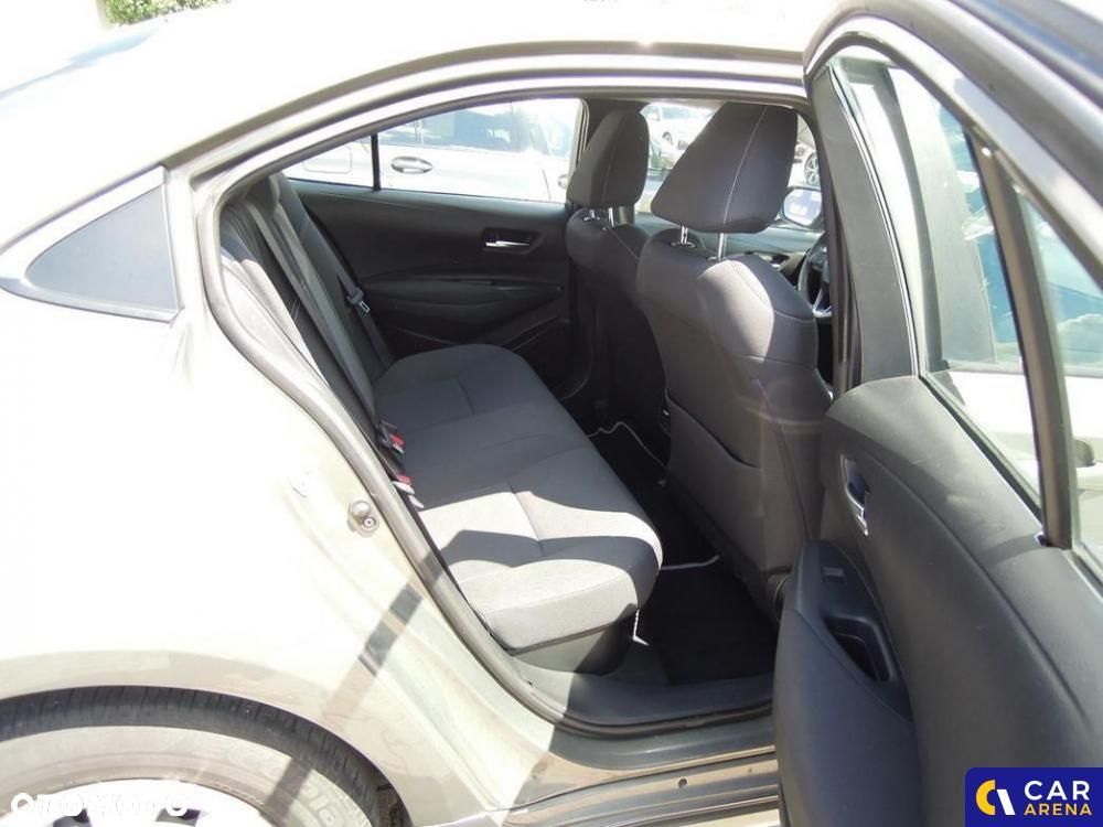 Toyota Corolla - 26