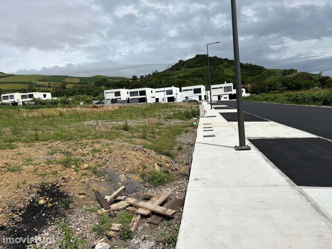 Lote para construção de moradia no Cabouco (Lagoa). - Grande imagem: 5/7