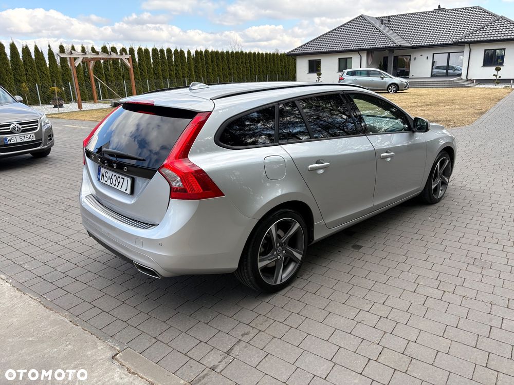 Volvo V60 D3 Geartronic Kinetic - 5