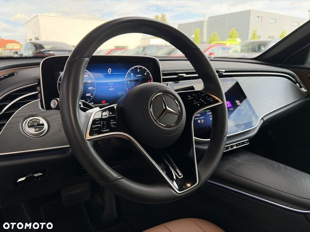 Mercedes-Benz Klasa E - 11
