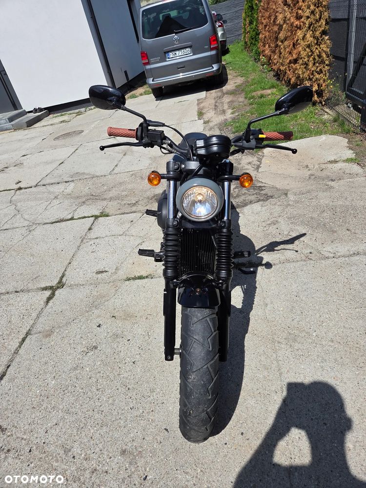 Hyosung GV - 12