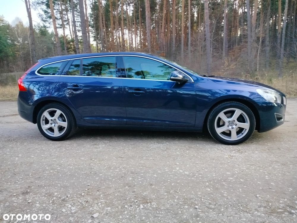 Volvo V60 T4 Edition - 16