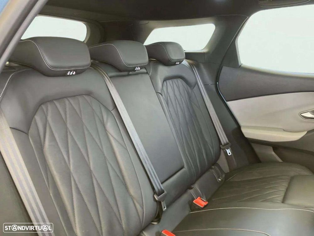 Ford Explorer 77 kWh Premium - 14