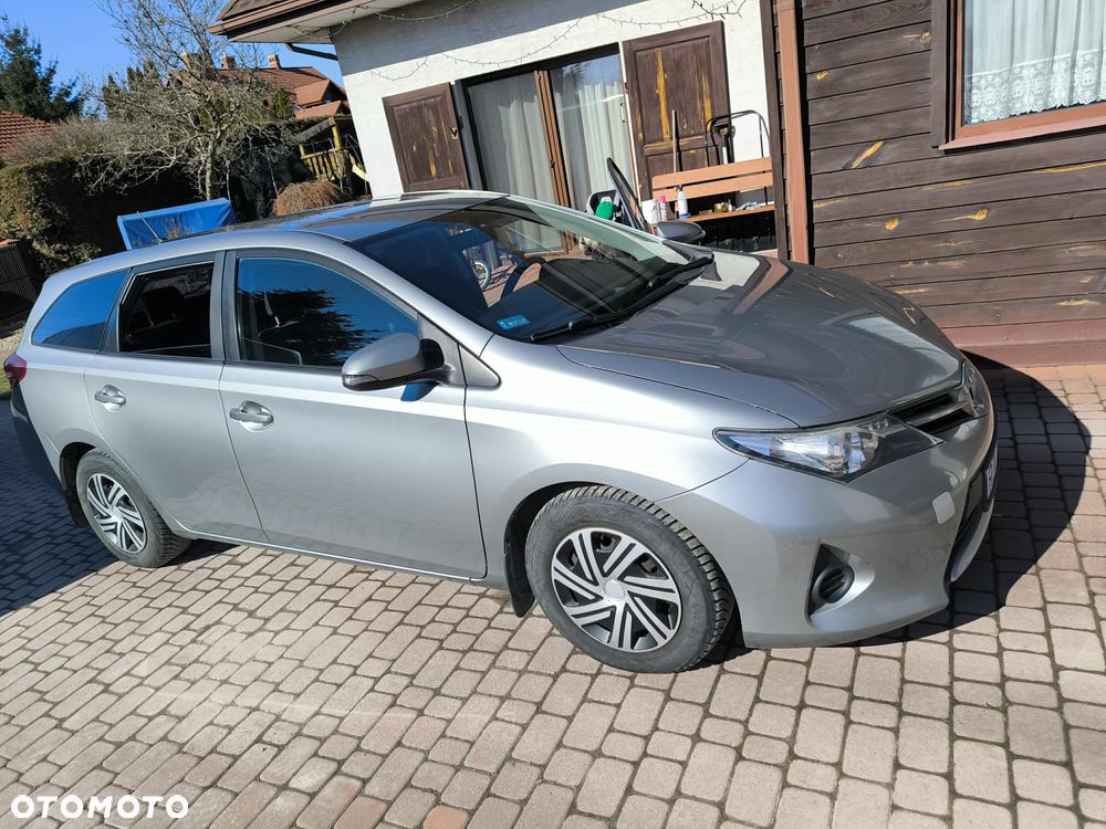 Toyota Auris 1.4 D-4D Life - 1