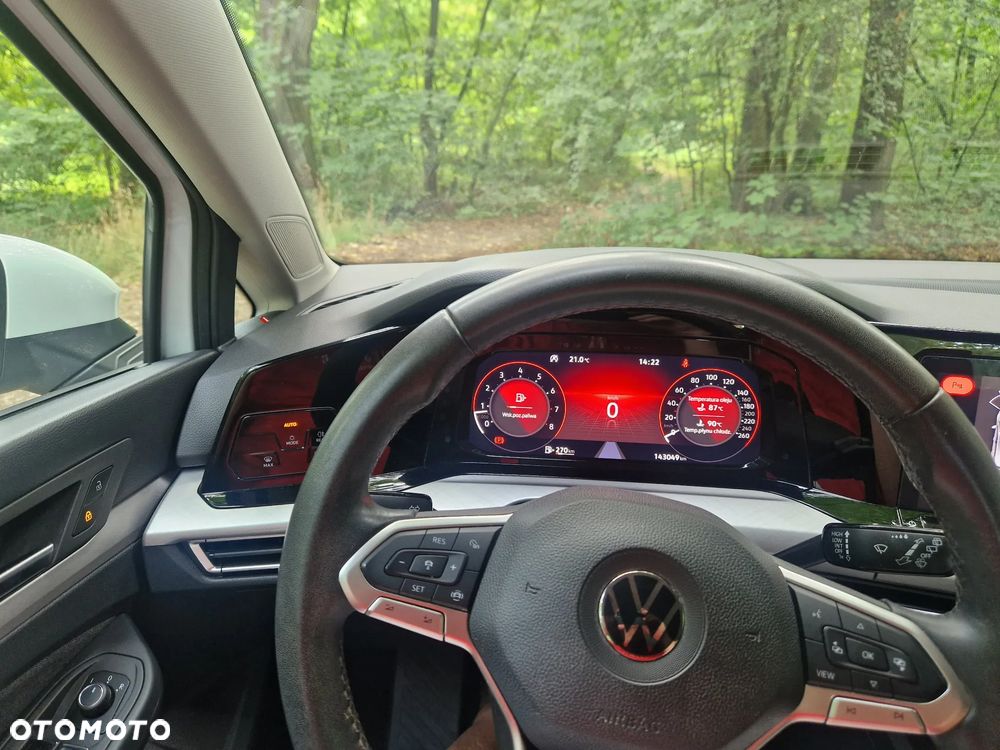 Volkswagen Golf 1.5 TSI EVO Life - 32